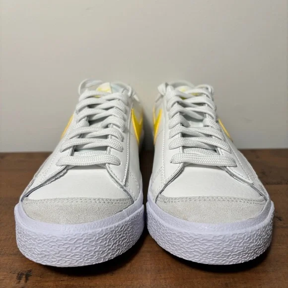 Nike Blazer Low ' 77 White / Yellow Womens Shoes 7Y / 8.5 Women Sneakers Shoes - Picture 3 of 8